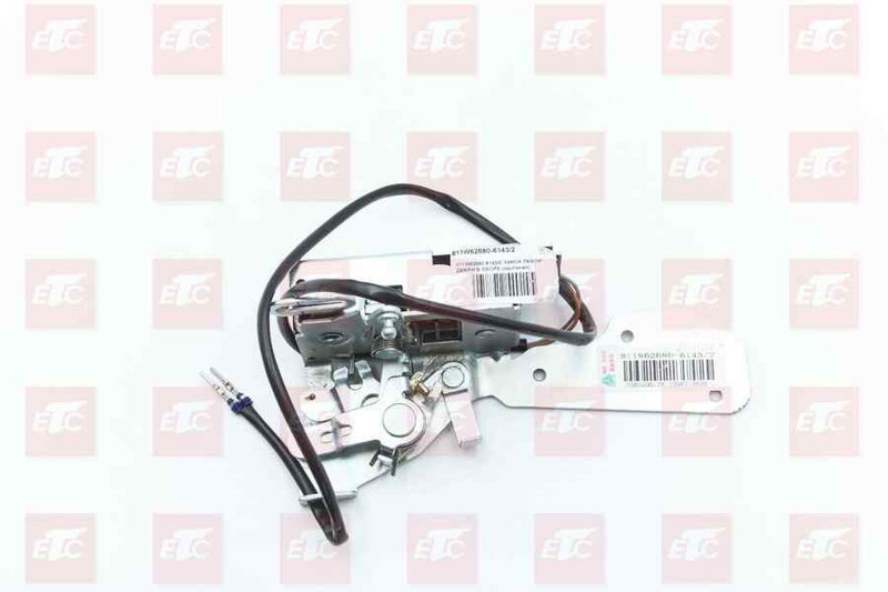 811W62680-6143/2 ЗАМОК ЛЕВОЙ ДВЕРИ В СБОРЕ — 1