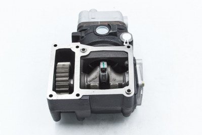 202V541007131 Компрессор воздушный одноцил. SITRAK T5G