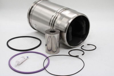 VO 21254035 Комплект гильзы цилиндра