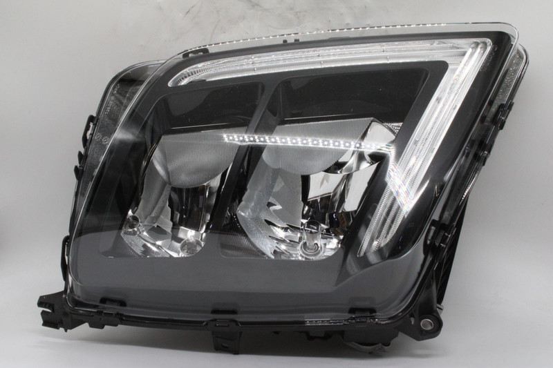 VO 24159417 Фара правая FMX — 5