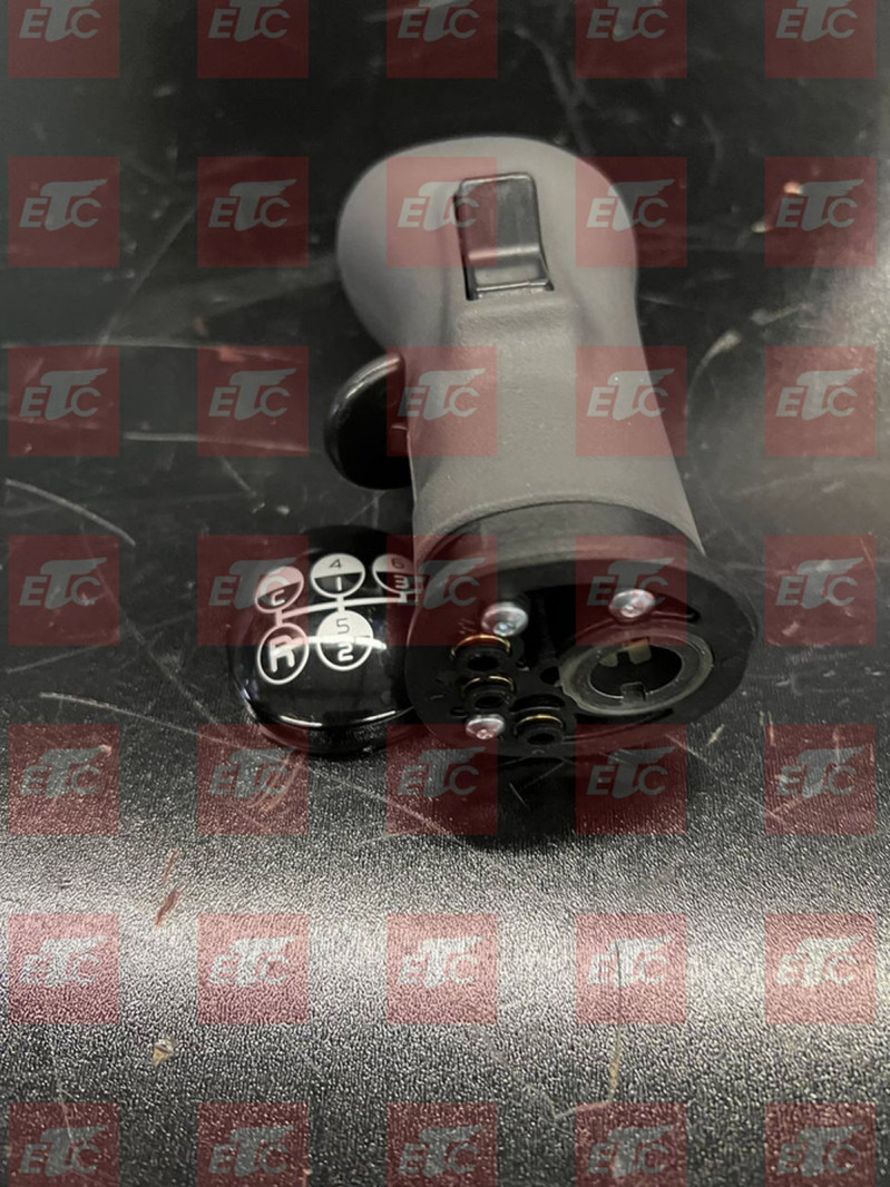 VO 20488065 Ручка переключения КПП — 1