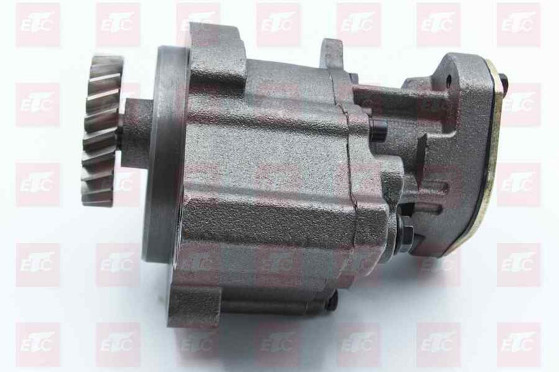 3821579 Масляный насос — 2