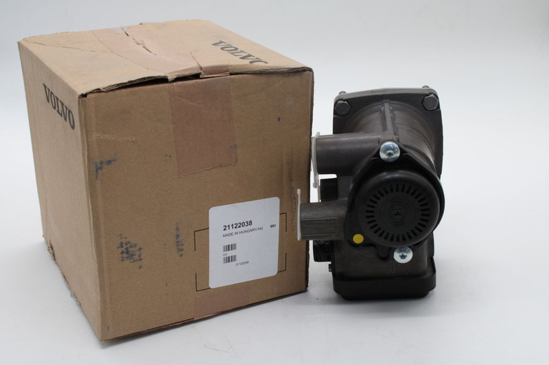 VO 21122038 Кран управления тормозами прицепа — 2