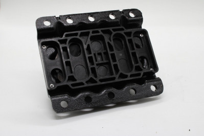 LF 3672901 Подушка двигателя задняя