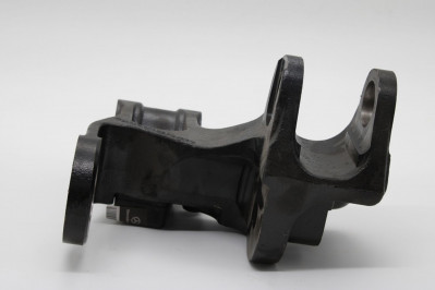 A9603200627 Кронштейн правый передний MB Arocs