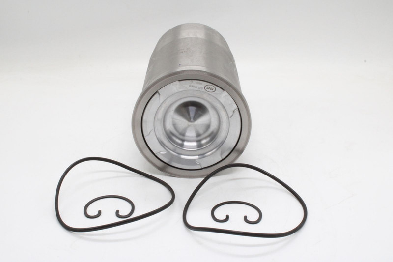 03000130528000 Поршнекомплект D2676 STD — 2