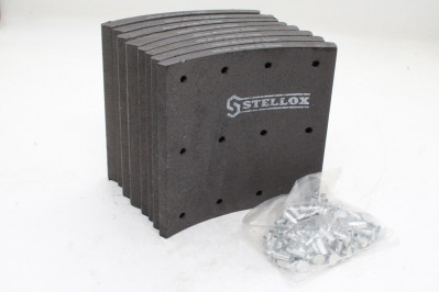 8501098SX К-т накладок тормозных пер.