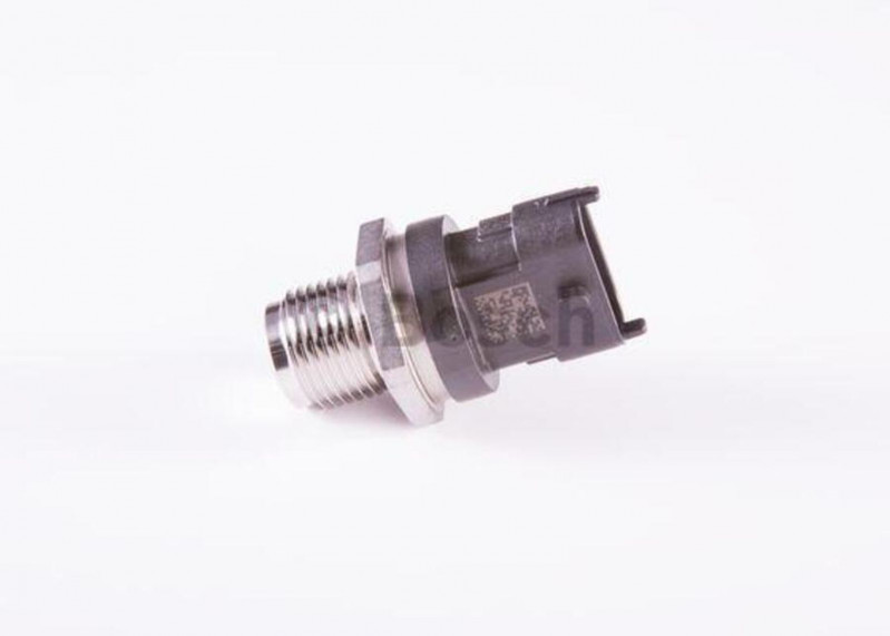 0281006053 Датчик давления топлива — 1