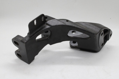 A93031722017390 Кронштейн рамы