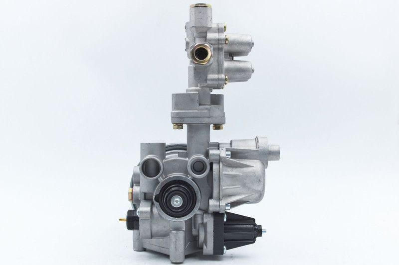 DZ96189361084 Клапан четырехконтурный SHACMAN X3000 — 2