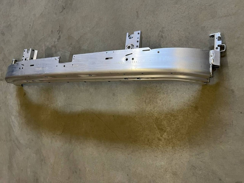 VO 84210170 Защита от наезда — 1