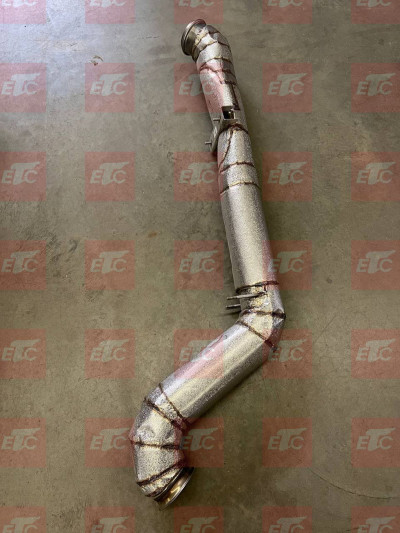 8AE034 Передняя труба с изоляцией