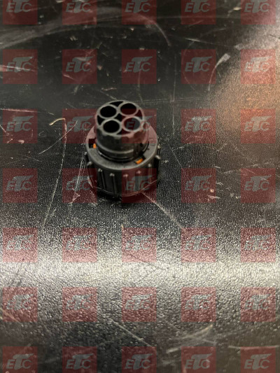 VO 984849 Корпус разъема 4-контактный