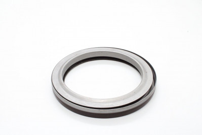 897602-3781 Сальник коленвала передний