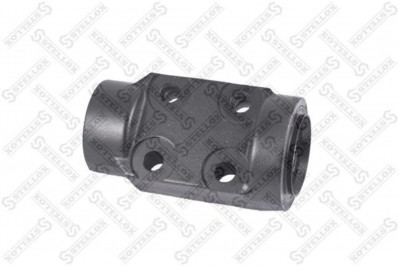 8709610SX Кронштейн кабины левый