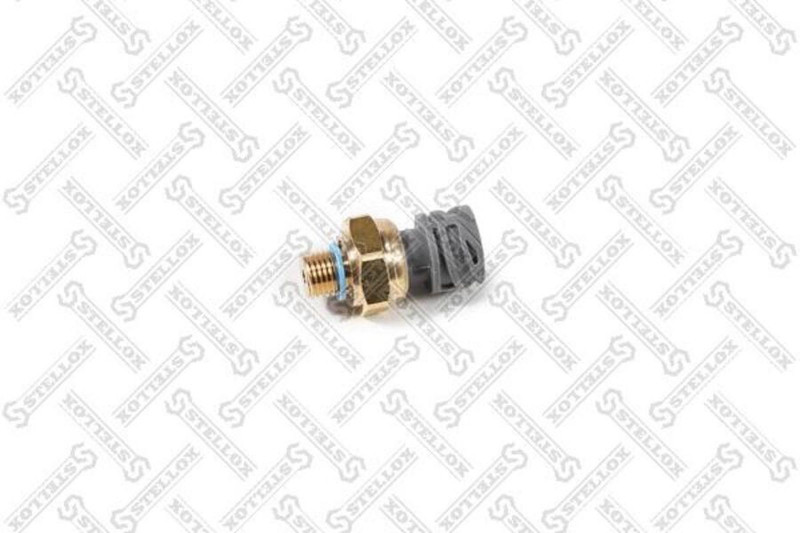 8800037SX Датчик давления масла 4pin — 1