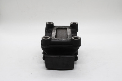 710W962100555 Подушка задней рессоры левая