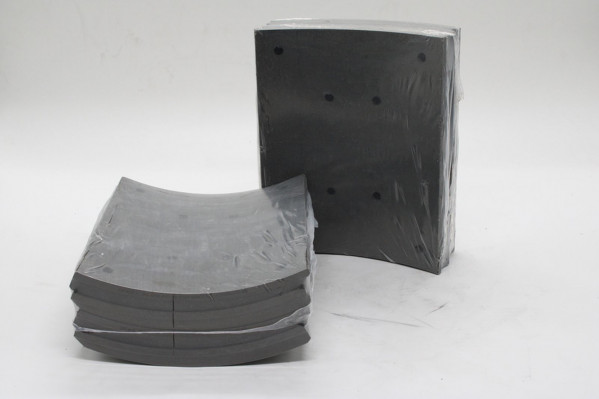 SEM 15343 К-т накладок тормозных зад. 410*223 STD — 2