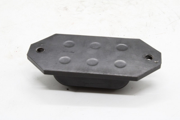 710W96210-0379 Отбойник моста заднего — 2