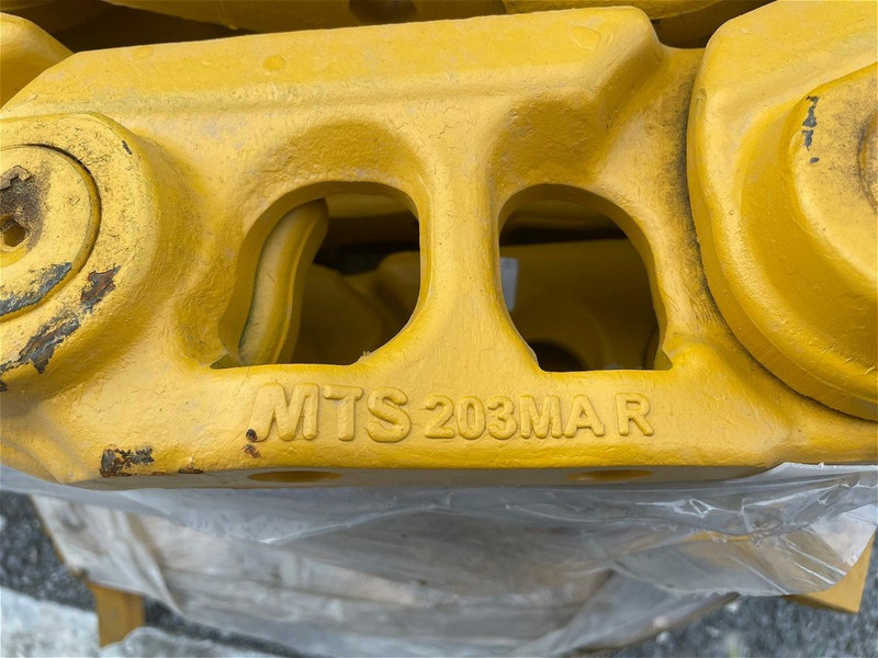 203MM42000 Цепь гусеничная смазываемая — 1