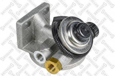 8132302SX Кронштейн топливного фильтра