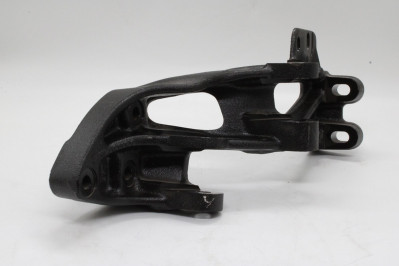 A93031722017390 Кронштейн рамы