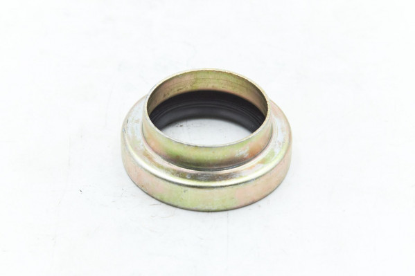 CNHTC 710W50308-0014 Кожух сальника — 1