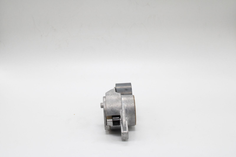 APV2739 Натяжитель ремня в сборе ролик метал. — 2