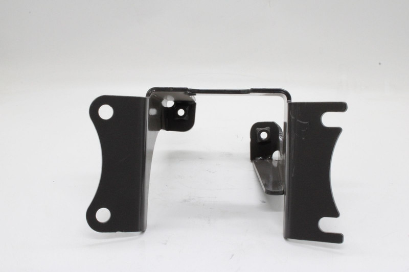 VO 22290093 Кронштейн защиты картера — 3