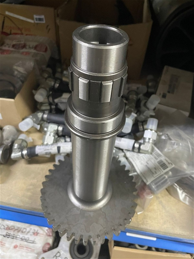 3030900094 Вал привода насоса КПП с шестерней — 2