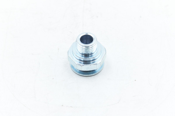 200V98181-6018 Штуцер компрессора NG12-M16*1,5 — 1