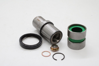 8416140SX Ремкомплект шкворня нижний