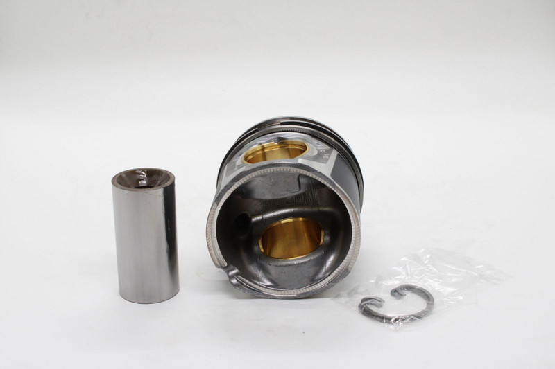 40528600 Поршнекомплект D2676 STD — 4