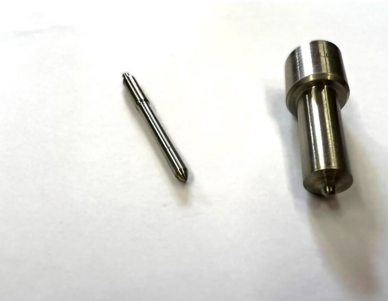 0433171905 Распылитель — 2