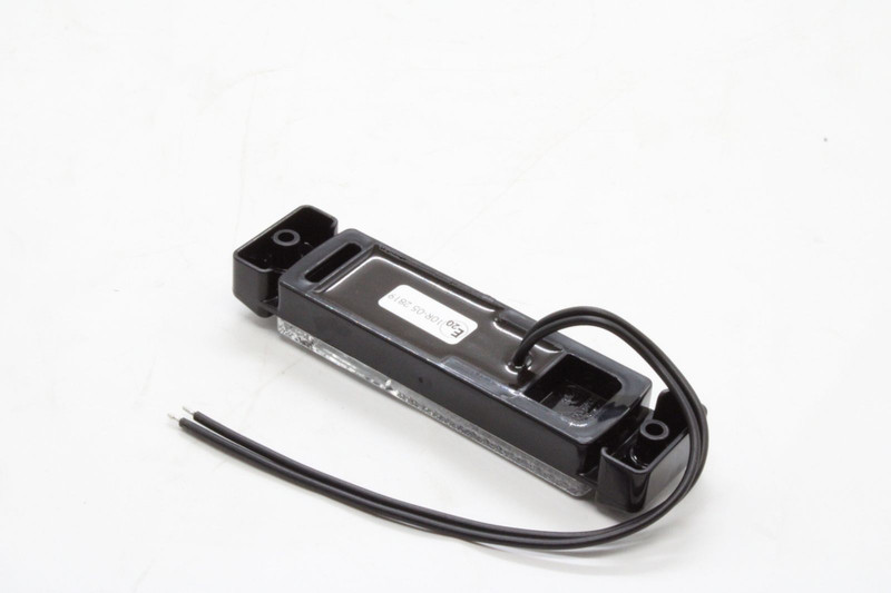 222 Фонарь габаритов диодный 130*32 LED / 9V-36V / IP68 — 2