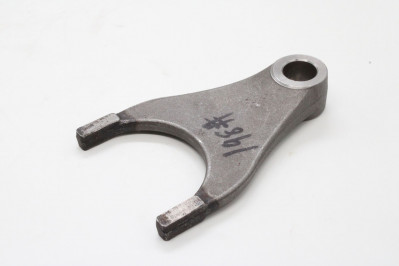 DZ90149320041 Вилка блокировки межосевого дифференциала