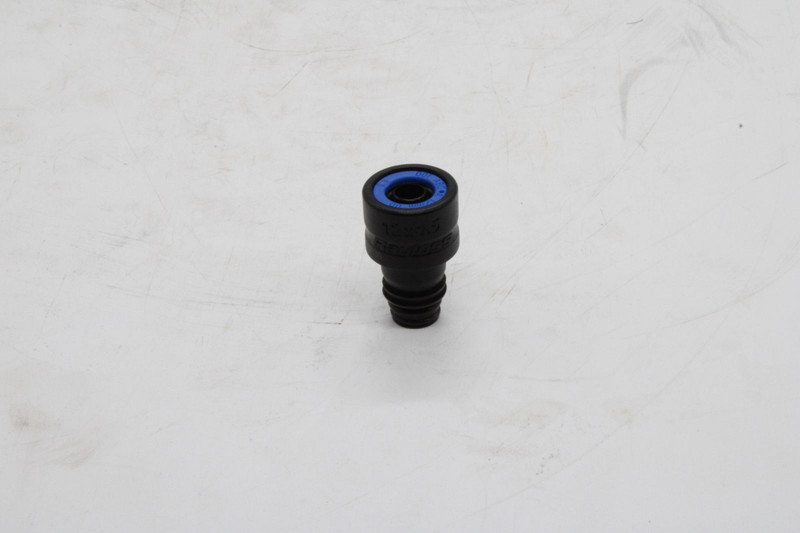 VO 991075 Ниппель пневмосистемы 12X1,5 — 1