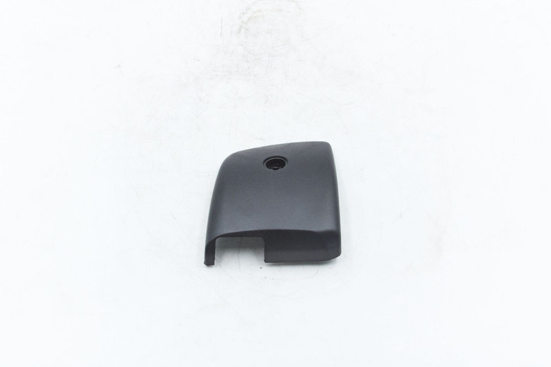 810W62410-0144 Крышка зеркала правого нижняя, черная — 3