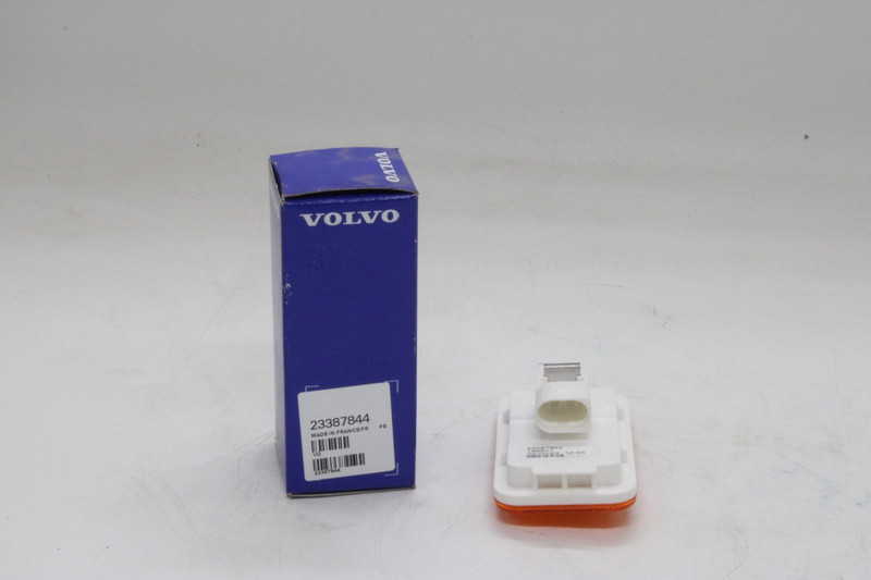 VO 23387844 Фонарь габаритный боковой — 2