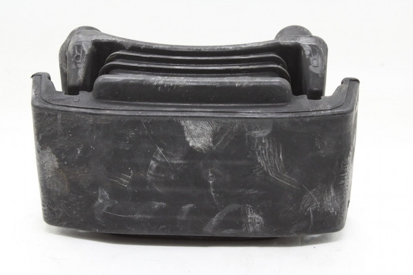 SEM 8180 Подушка задней рессоры h=133 TGA/F2000 — 3