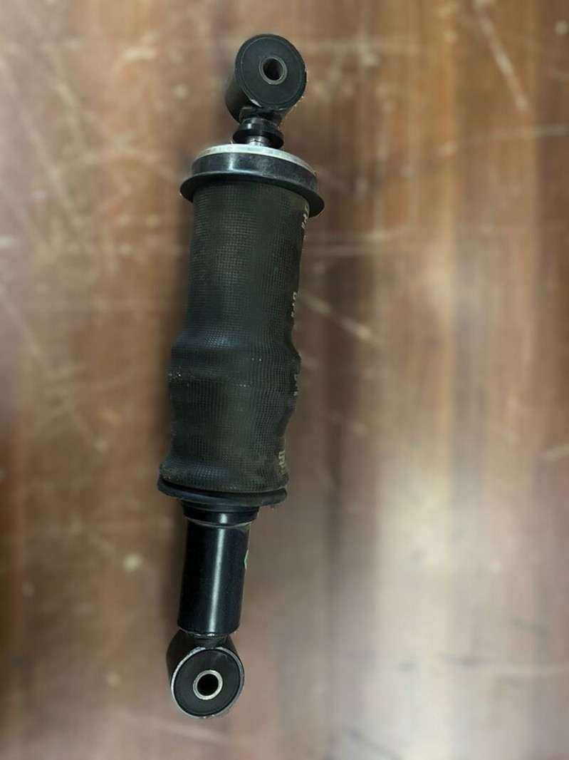 SEM 8485 Пневмоамортизатор кабины зад. — 2