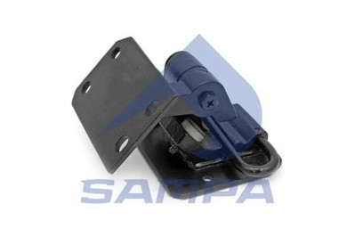 SA 18200318 Петля двери левой верхняя. TGS-TGX-TGA-TGM-TGL