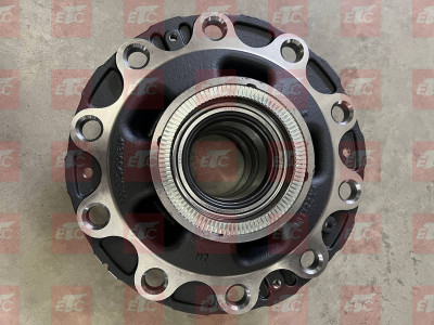 F400018 Ступица задняя в сборе с подшипником