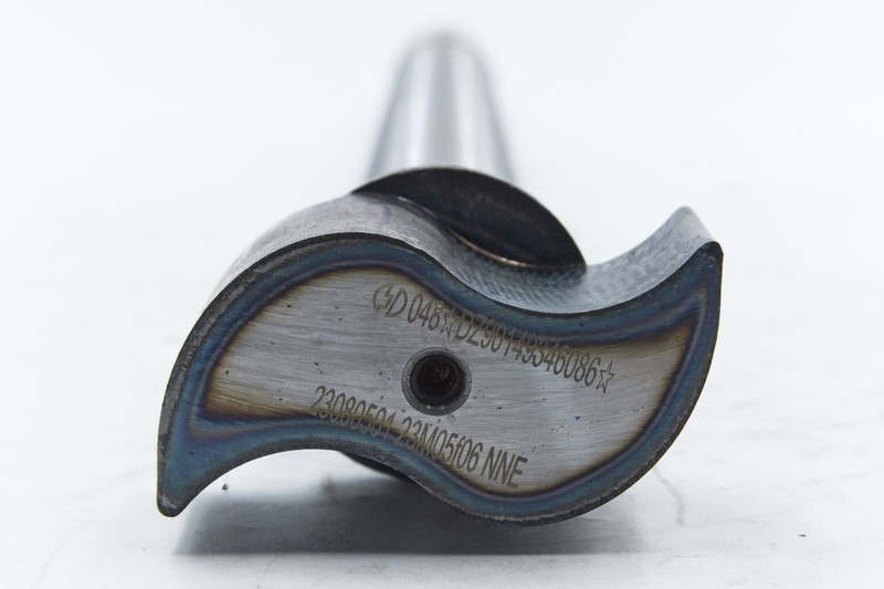 DZ90149346086 Вал тормозной правый — 1