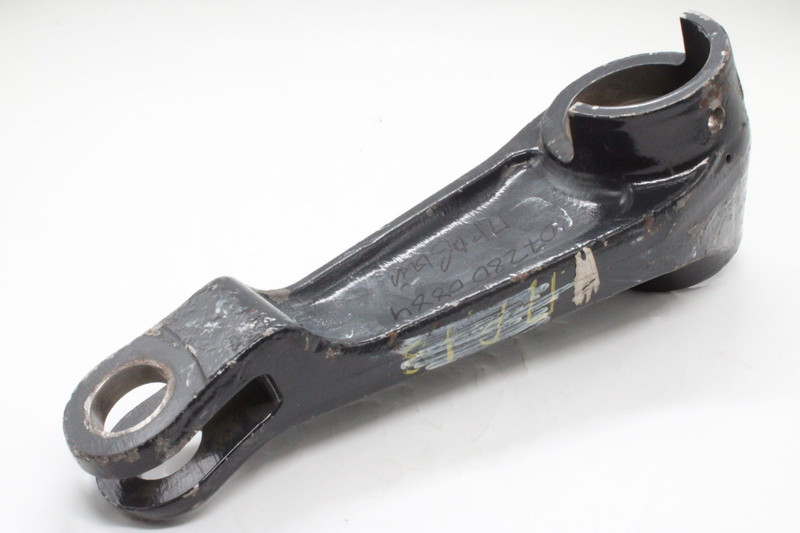 2072800884 Рычаг торсиона правый — 1