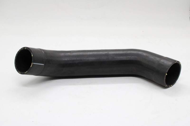 VO 21133832 Шланг — 1