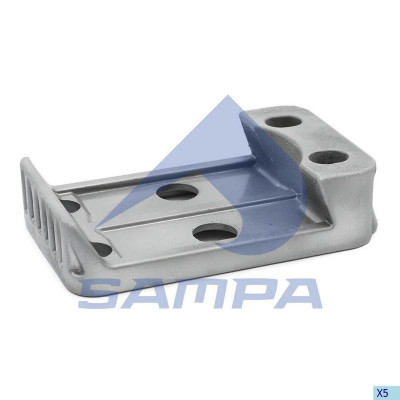 035028 Кронштейн крыла заднего