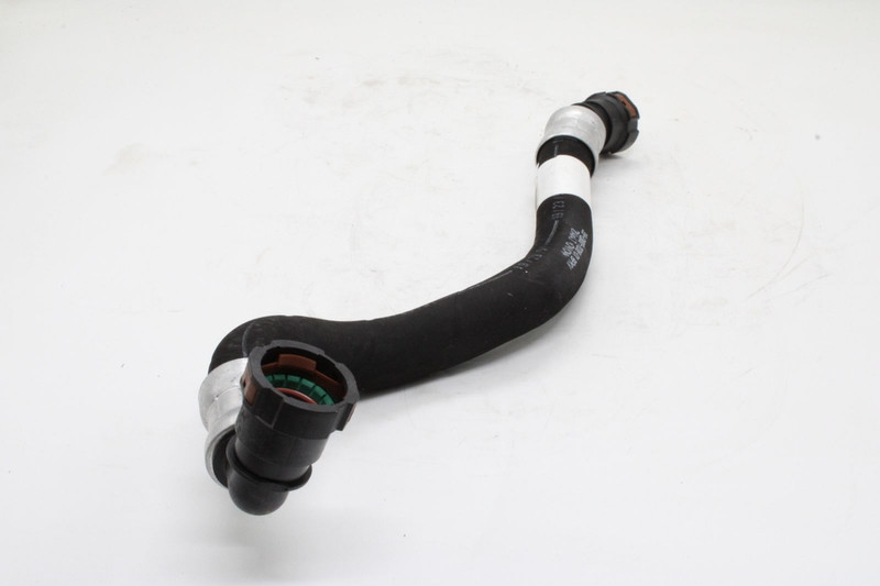 VO 24019062 Шланг — 2