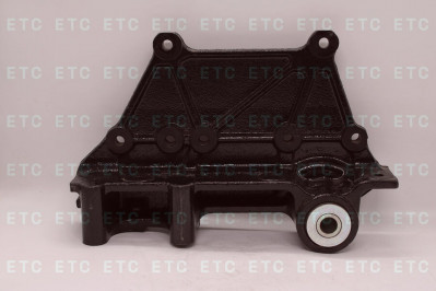 81413016163 Кронштейн передней рессоры слева