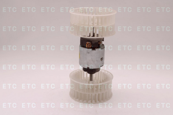 8EW009160641 Моторчик отопителя с крыльчаткой в сб. — 3